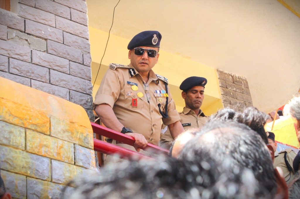 डीजीपी अभिनव कुमार ने श्री बद्रीनाथ धाम पहुँचकर यात्रा एवं सुरक्षा व्यवस्थाओं का किया निरीक्षण