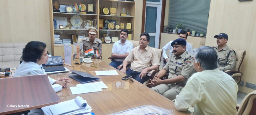 देहरादून:AIIMS अस्पताल की चौथी मंजिल पर गाड़ी ले जाने के प्रकरण में एसएसपी स्वयं जांच हेतु पहुँचे AIIMS ऋषिकेश