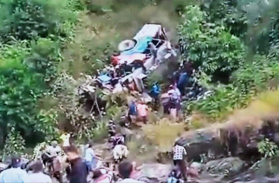 A major accident happened in Almora of Uttarakhand