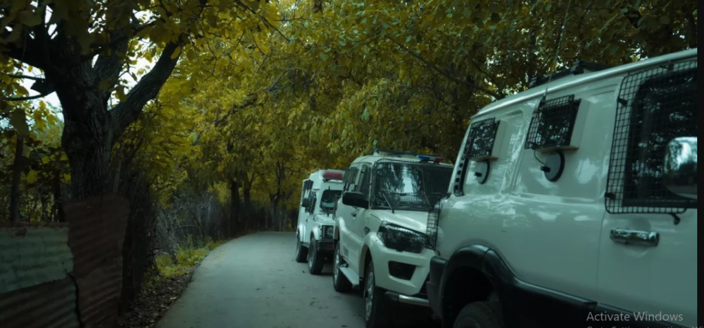 कश्मीर घाटी में कई जगहों पर छापेमारी,आतंकवाद के खिलाफ एक्शन में जम्मू-कश्मीर पुलिस