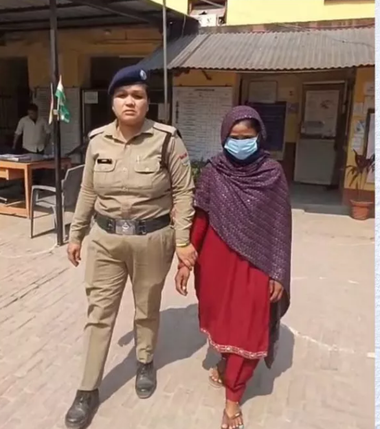 मां ने 7 महीने की बच्ची को पानी की टंकी में डुबोकर मार डाला,इलाज के बजाय करवा रही थी झाड़-फूंक