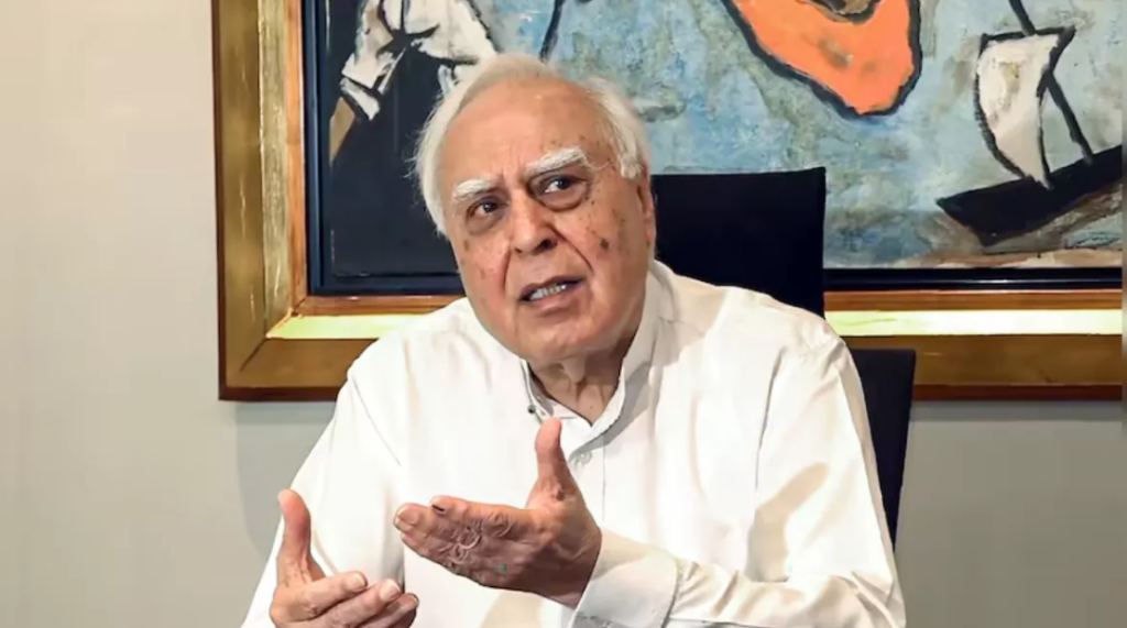 इंटरनेशनल कोर्ट में चलेगा पहलगाम के आतंकियों पर केस? वकील कपिल सिब्बल ने दिया बड़ा बयान