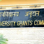 यूजीसी ने सभी शैक्षणिक कार्यक्रमों के पाठ्यक्रम में बदलाव के दिए निर्देश, कहा विषयवस्तु के बोझ को कम किया जाए