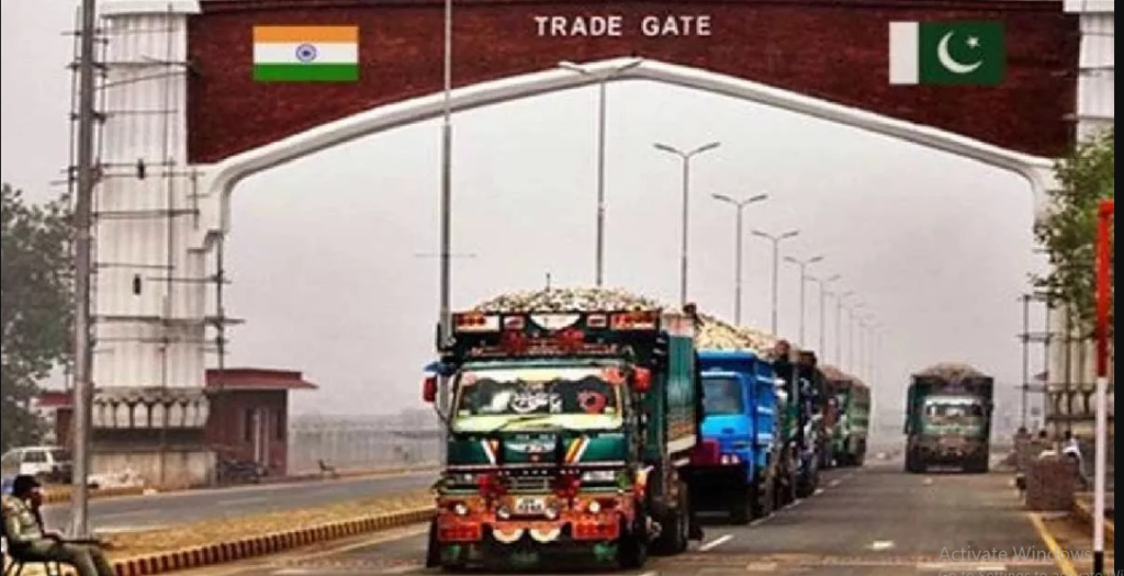पहलगाम हमले के बाद एक और बड़ा झटका, भारत ने पाकिस्तान से आने वाले सभी आयात पर लगाया प्रतिबंध