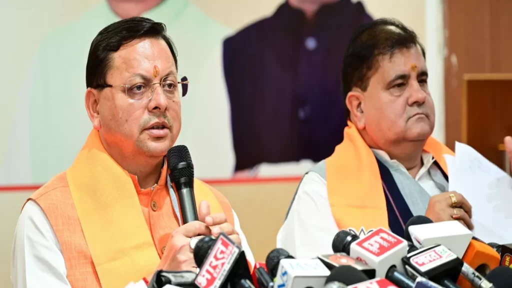 सीएम धामी ने कहा कि प्रधानमंत्री मोदी के नेतृत्व में भारत ने वैश्विक मंच पर बनाई मजबूत पहचान