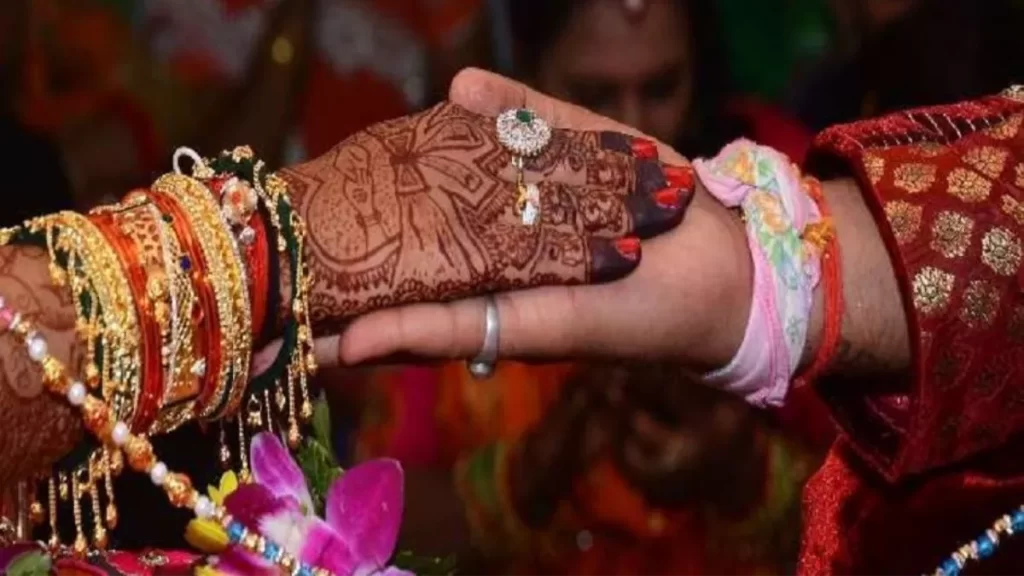 समान नागरिक संहिता लागू होने से पहले हुए विवाहों के पंजीकरण शुल्क में 26 जुलाई तक दी छूट