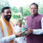 मुख्यमंत्री धामी ने हरियाणा के मुख्यमंत्री नायब सिंह सैनी का किया स्वागत एवं अभिनंदन