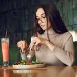 क्या आप भी खाते हैं देर रात खाना? अगर हां, जो जान लीजिये इसके नुकसान