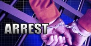 सतपुली में रिश्वत लेते ट्रेजरी अधिकारी रंगेहाथ गिरफ्तार, विजिलेंस की टीम ने देहरादून में भी मारा छापा
