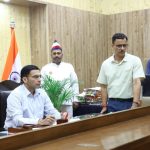 नशे के आदत वाले बेटों से परेशान मां ने डीएम से लगाई गुहार, डीएम ने लिया सख्त फैसला