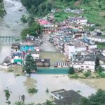 यमुना नदी का जलस्तर फिर बढ़ा, होटलों और घरों के निचले हिस्से पानी में डूबे