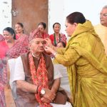 भाईदूज के पर्व पर बहनों के बीच पहुंचे कैबिनेट मंत्री गणेश जोशी