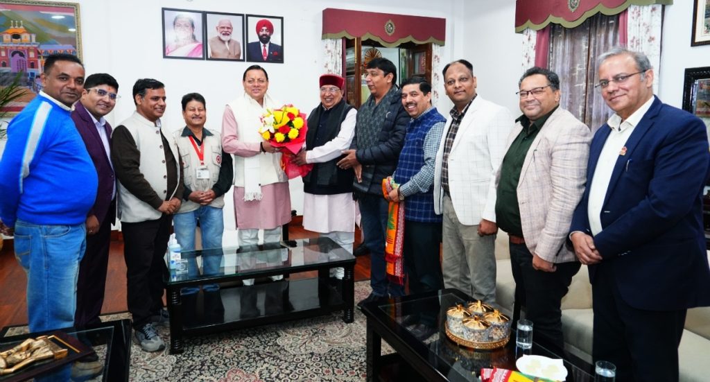 PRSI delegation pays courtesy call on CM and invites him for national convention
