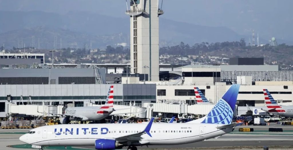 सरकारी शटडाउन हुए 34 दिन बीते, अमेरिका की हवाई सेवाएं चरमराईं